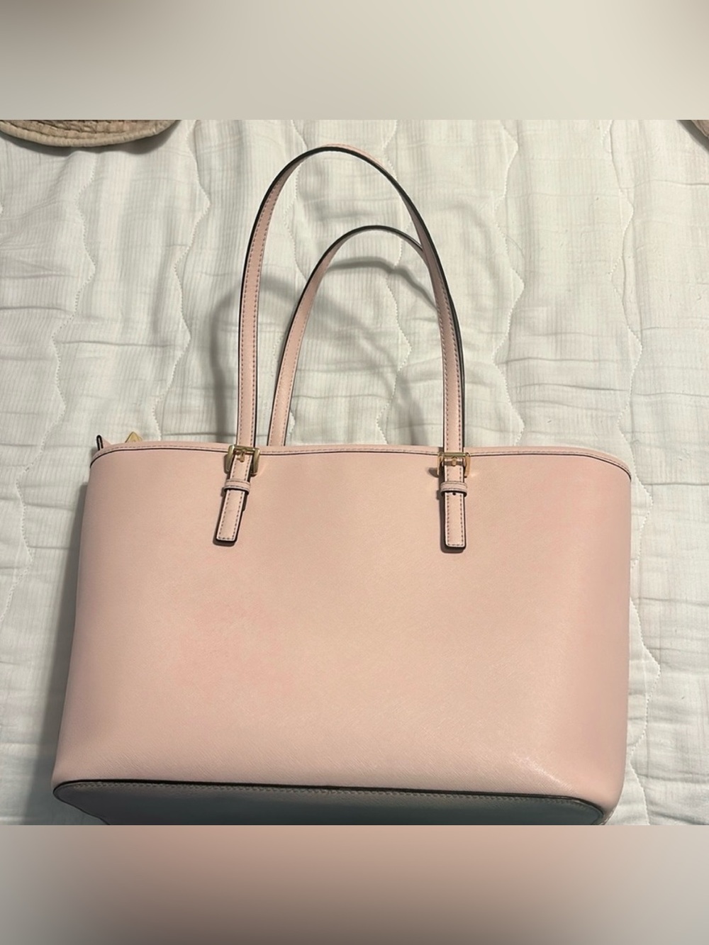 Michael Kors Blush Pink Saffiano Leather Tote with Gold Hardware - Picture 3 of 4